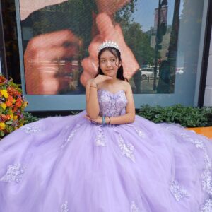 VESTIDO XV LILA