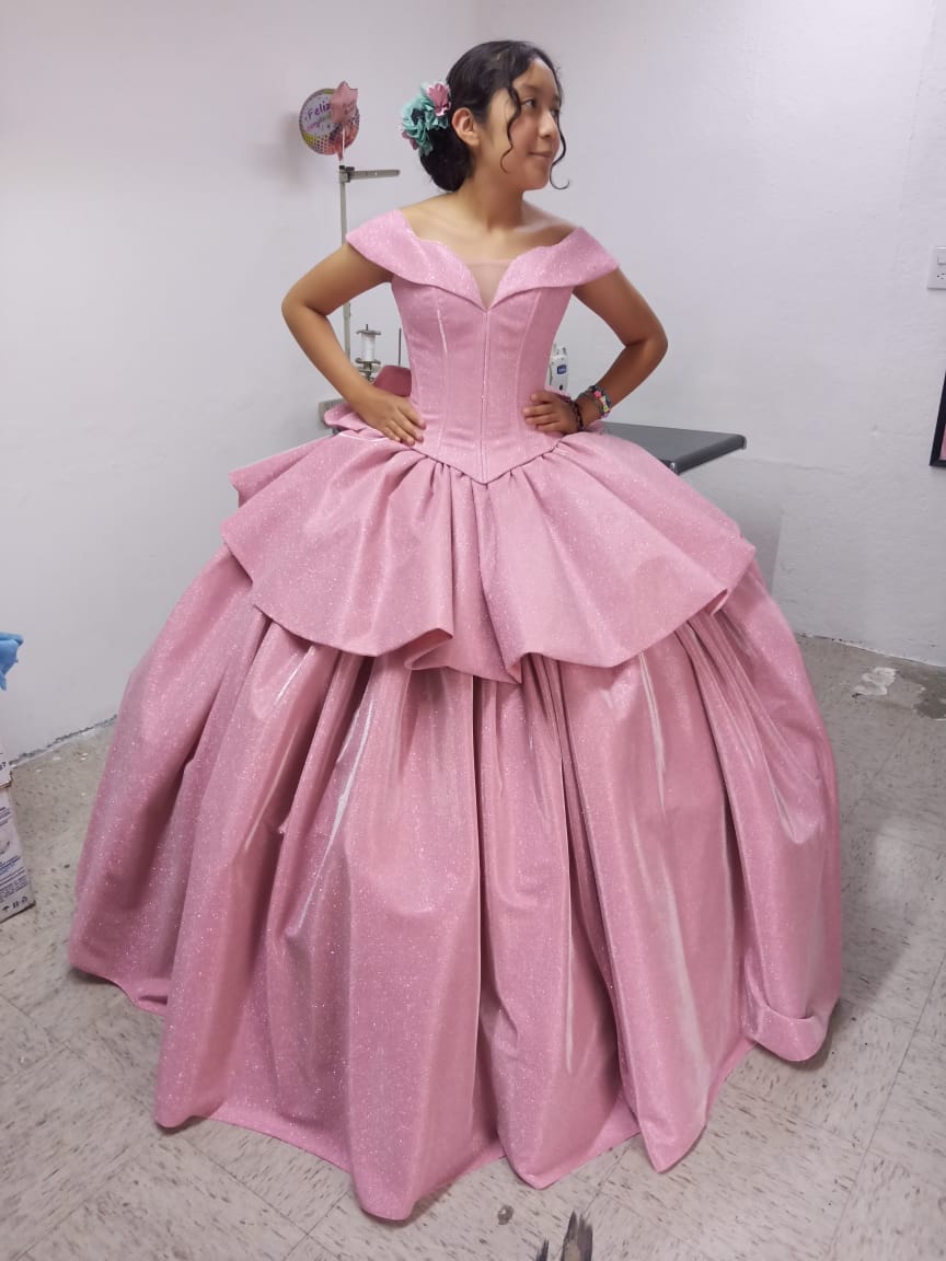 VESTIDO XV AURORA ROSA